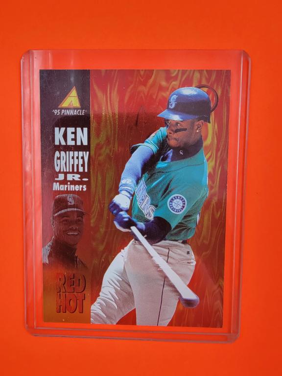 Ken Griffey Jr. 1995 PINNACLE KEN GRIFFEY JR. RED HOT SP INSERT RARE CARD. Ex Condition (1 of 2)