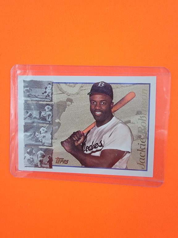 Jackie Robinson. Jackie Robinson 1997 Topps #42 Brooklyn Dodgers Baseball Card. N/M (1 of 2)