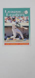 Jose Canseco: Jose Canse Oakland A's Outfielder. Fleer 92' / 688 in N/Mint Condition.