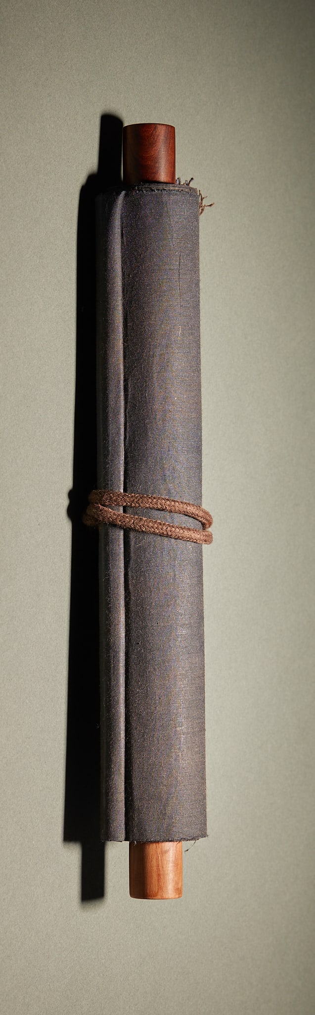 Golden Hand Scrolls for Treating Zen Diseases with Secret Essential Techniques (1 of 12)