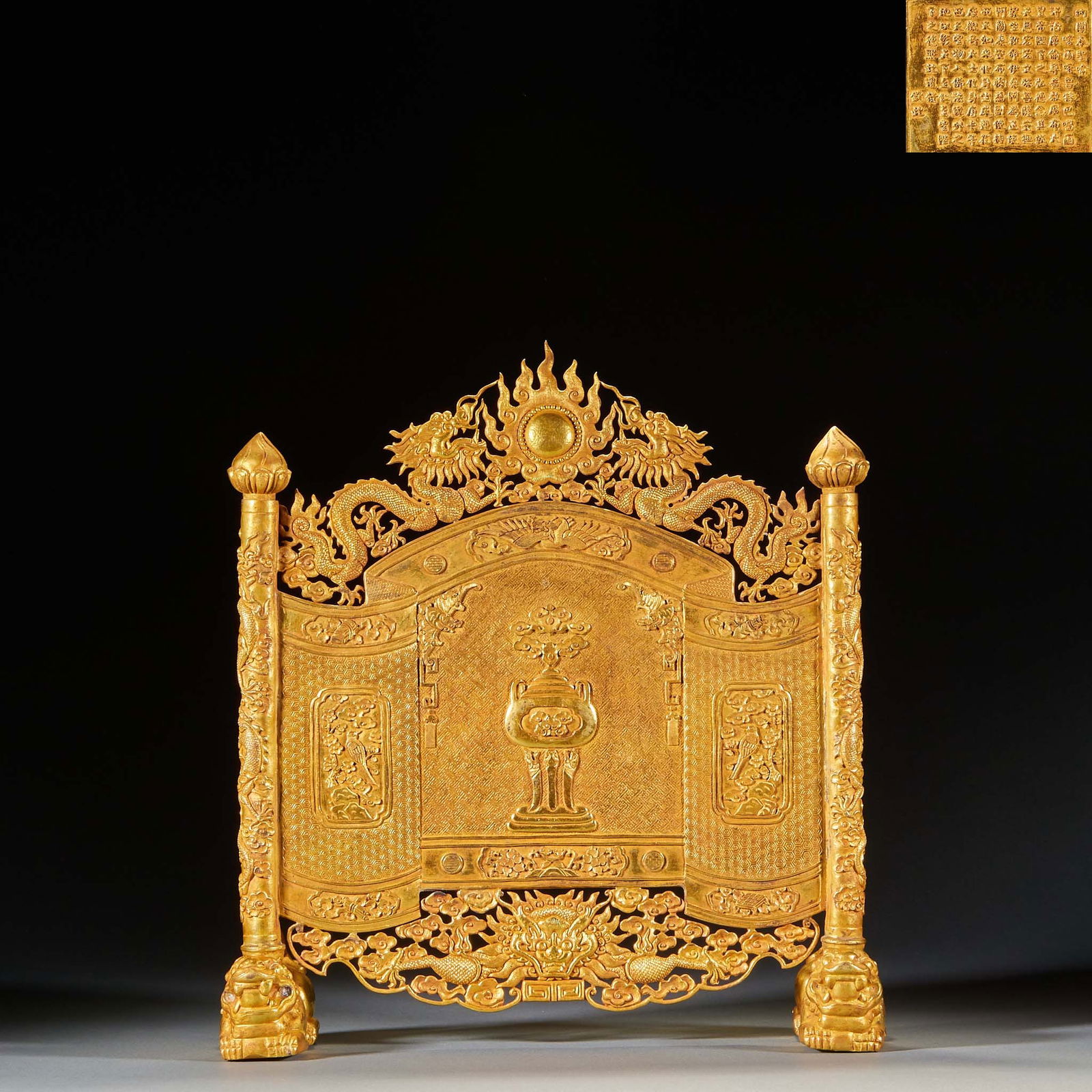 Engraved imperial edicts Double dragon play beads happy eyebrows Pan dragon column imperial edicts (1 of 20)