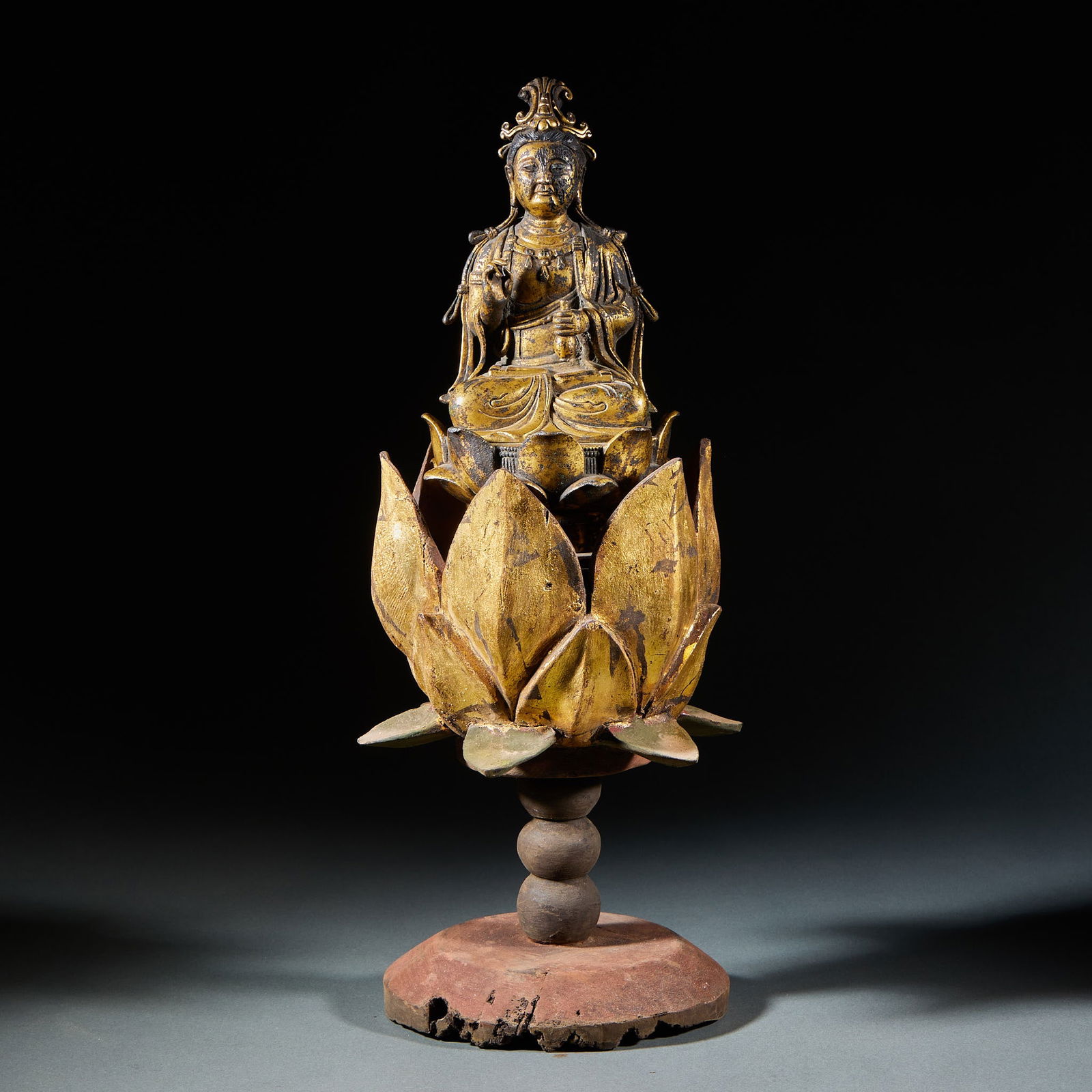 Liao Buddha bronze gilt Avalokitesvara statue (1 of 20)