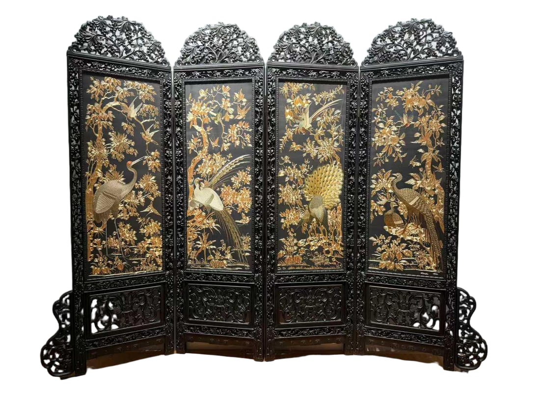 Top-Grade Guangdong Embroidery Flower and Bird Screen, Republic of China Period (1 of 9)