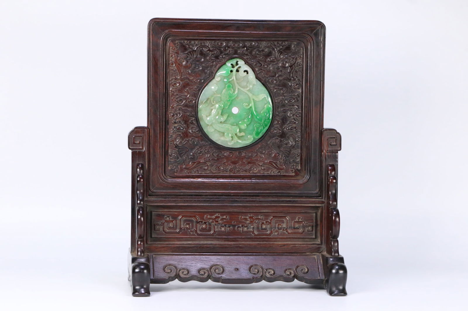 Zitan Wood Table Screen Inlaid with Jadeite Dragon Motif, Qing Dynasty: Qing Dynasty Red Sandalwood Table Screen Inlaid with Jadeite Dragon Patterns, height 29.5cm, length 23cm, width 14cm
