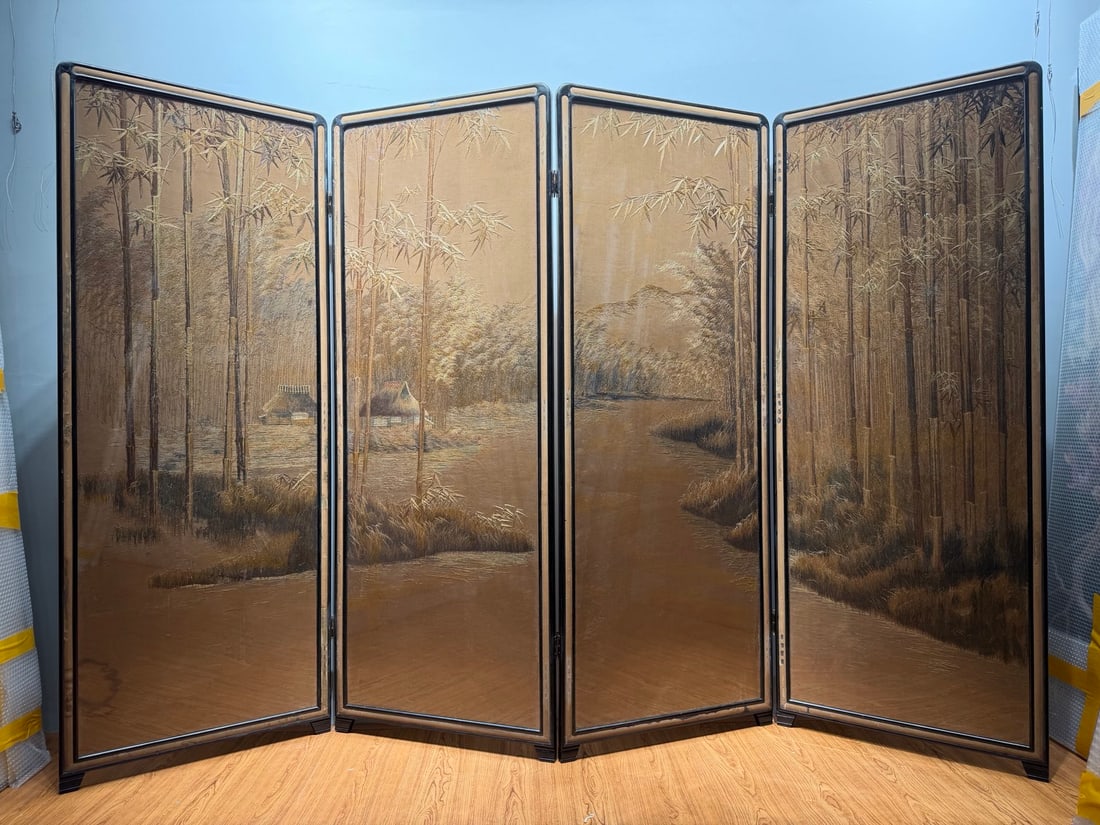 Embroidered Screen Bamboo Forest Scenery , Late Qing Dynasty to Republic of China Period (1 of 9)