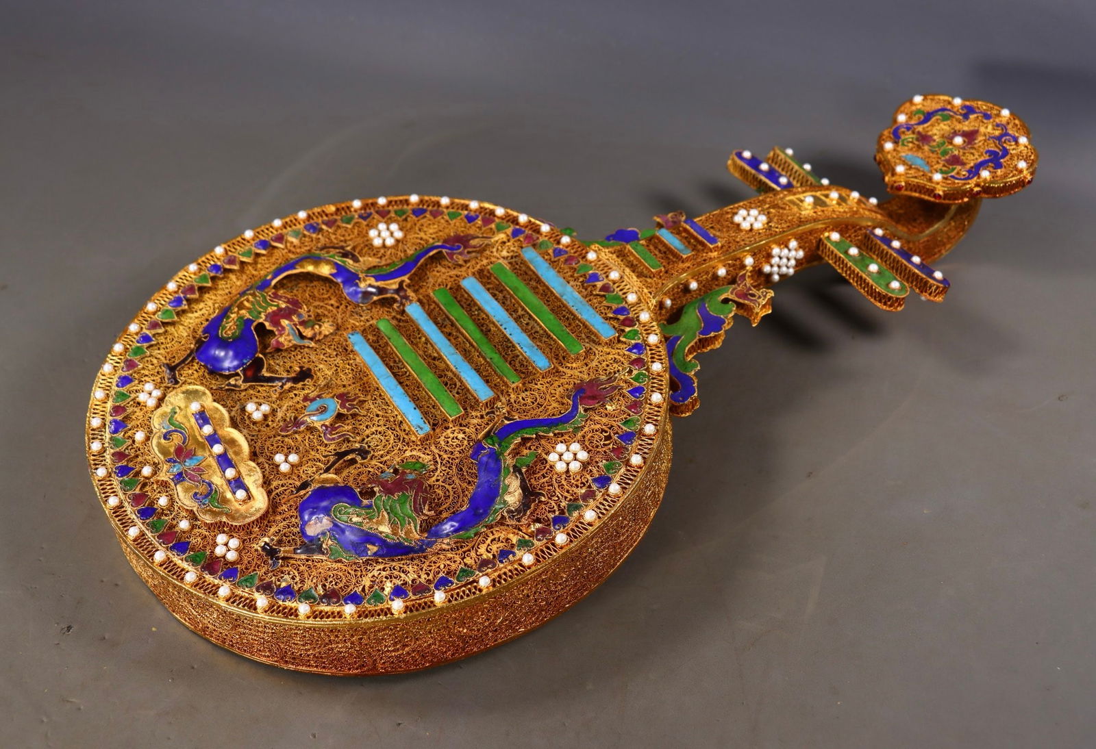 Gilt Filigree Pipa (Lute) Inlaid with Gemstones and Double Dragon Motifs (1 of 9)