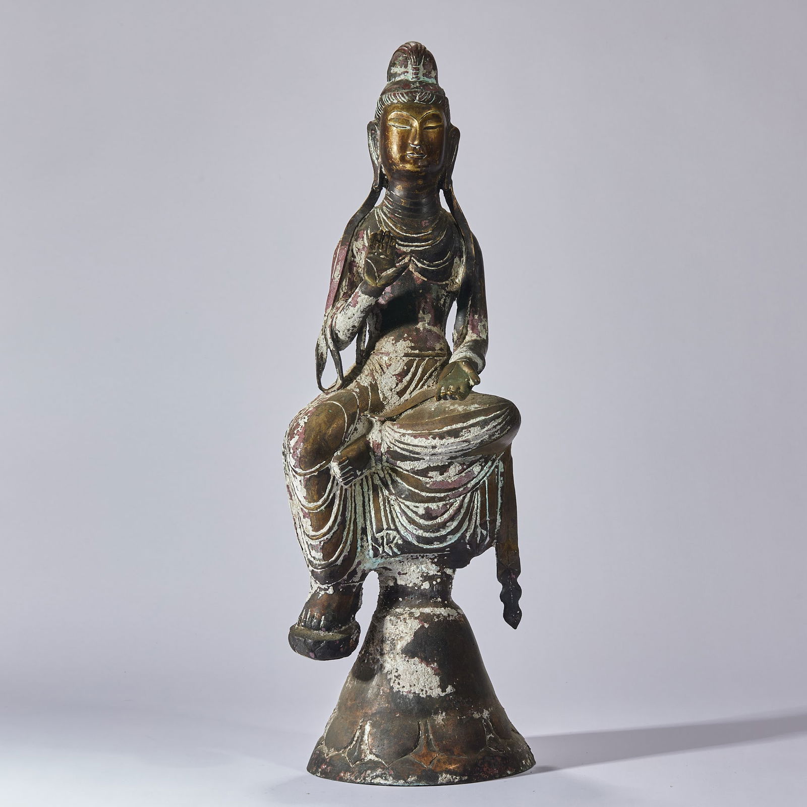Free Guanyin statue, bronze, Pre-Ming Dynasty (1 of 13)