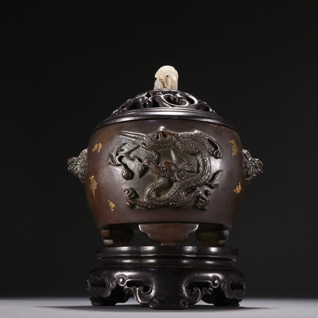 Bronze censer with lion ears and dragon playing a pearl pattern, marked Shi Gu Zhi Bao (Treasure of (1 of 9)