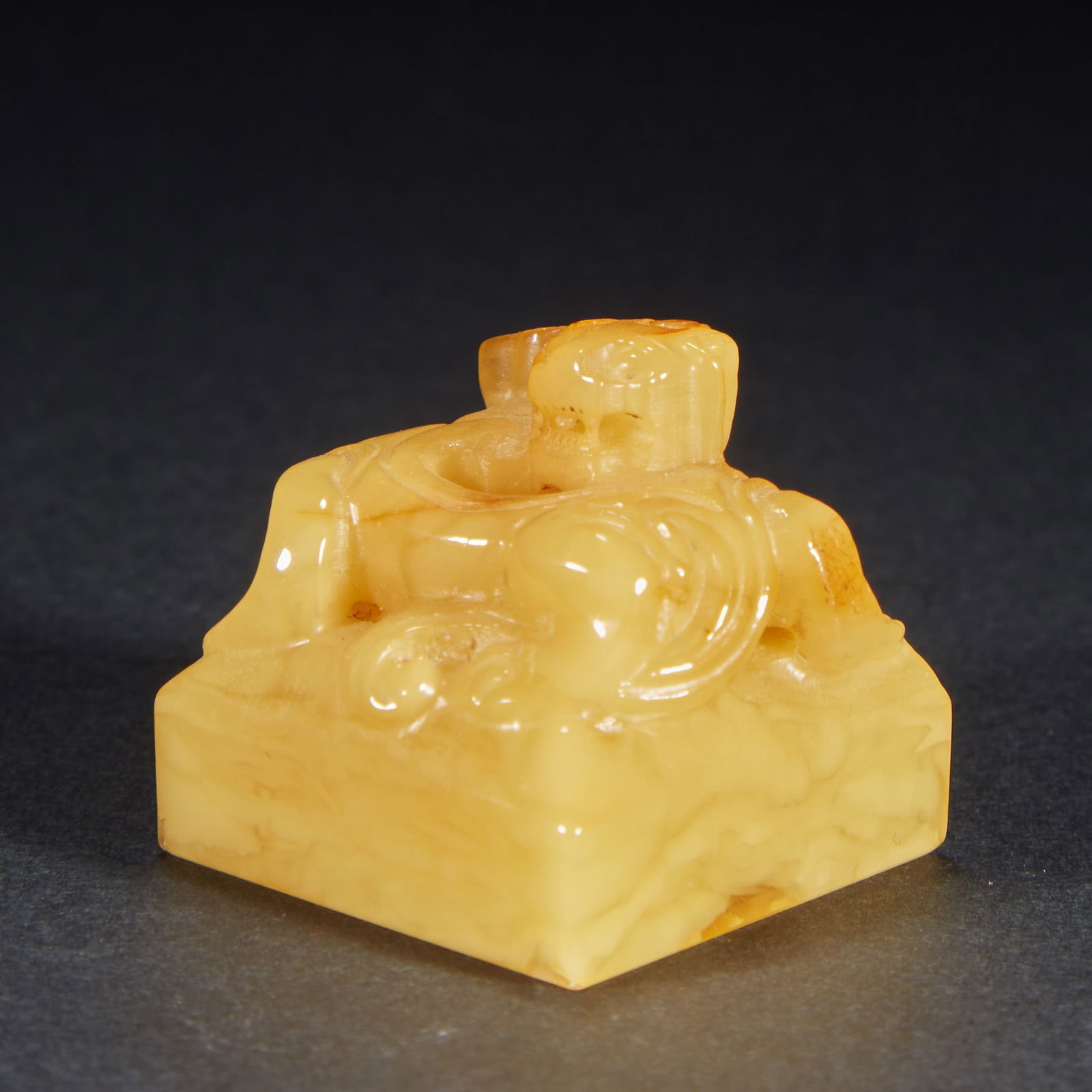 Auspicious Beast Seal, Amber - 2