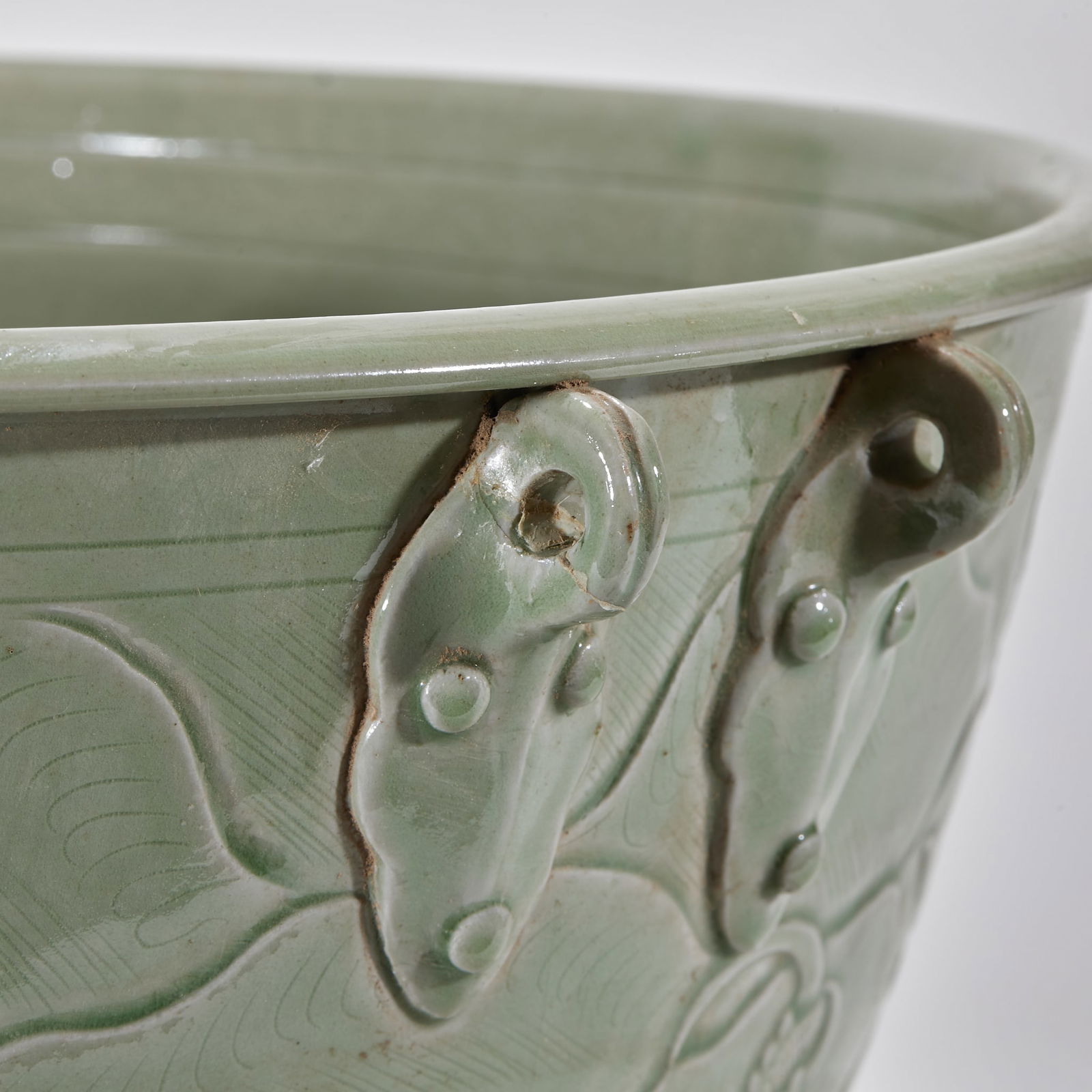 Yue Kiln Basin with Dragon Pattern - 15