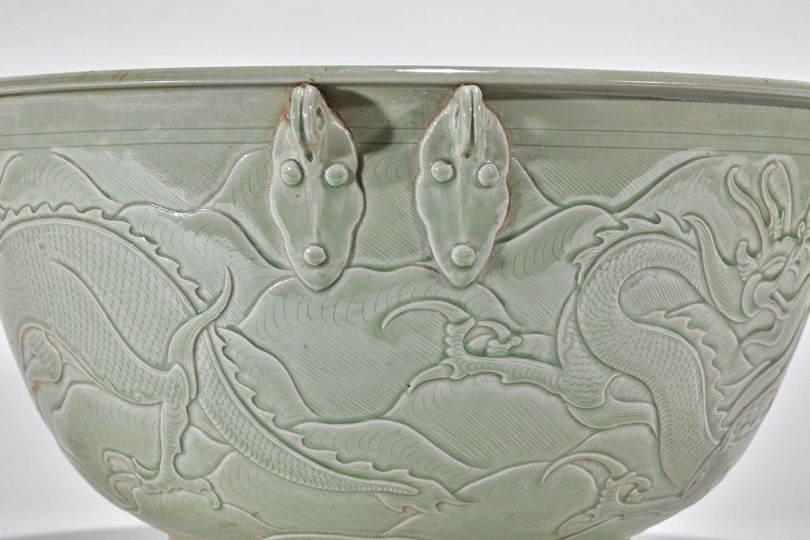 Yue Kiln Basin with Dragon Pattern - 6