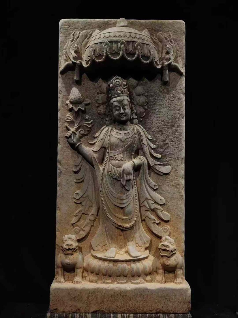 Large Blue Stone Buddha Niche, Northern Qi Dynasty: Northern Qi Dynasty Blue Stone Big Buddha Niche, 110cm in height, 50cm in length and 21cm in width, a Buddhist statue of the Northern Qi Dynasty (550–577), possibly unearthed from grotto or temple