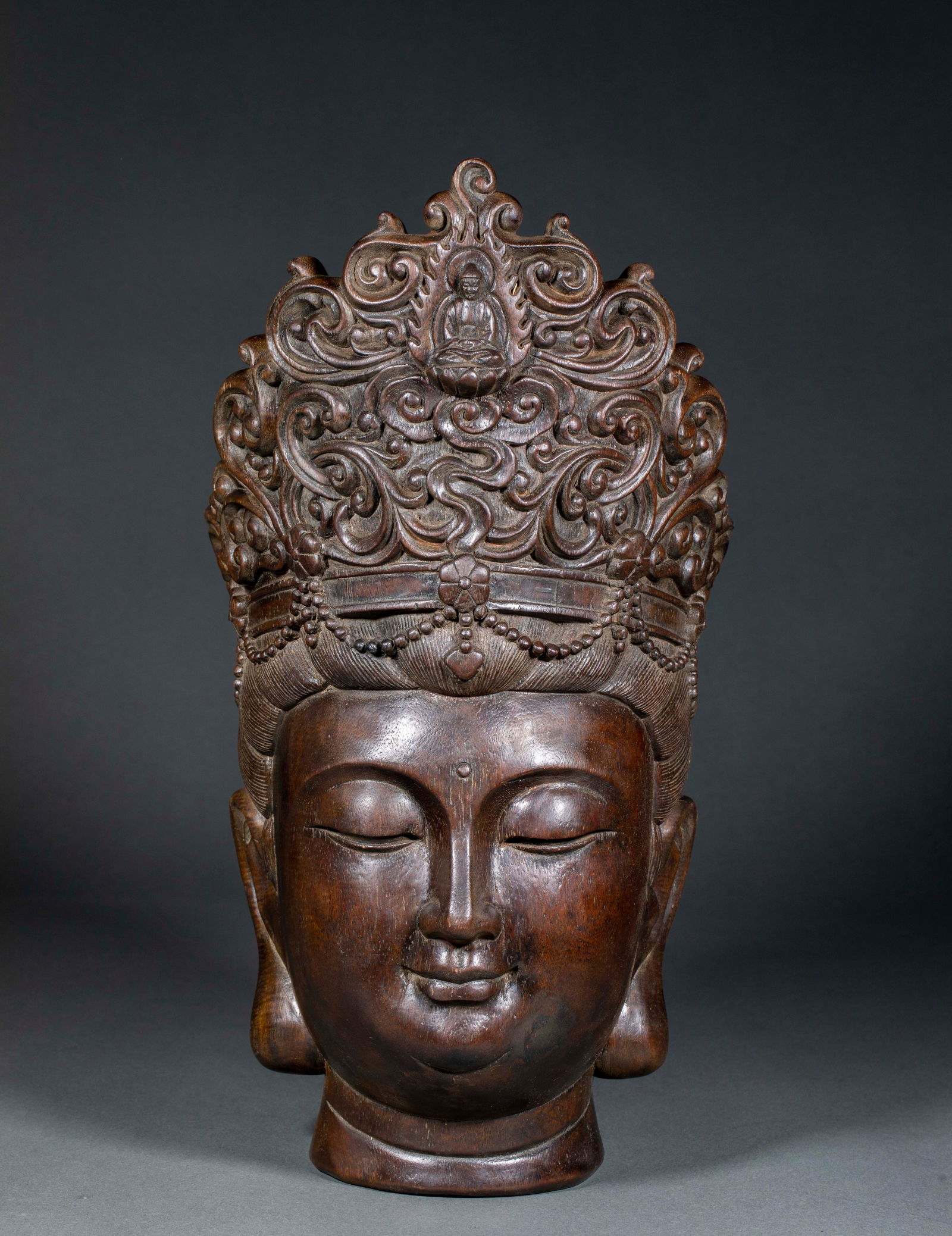 Eaglewood Guanyin Head: Agarwood Guanyin Head, Height: 35.5cm, Length: 26cm, Width: 13cm, Weight: 1084g