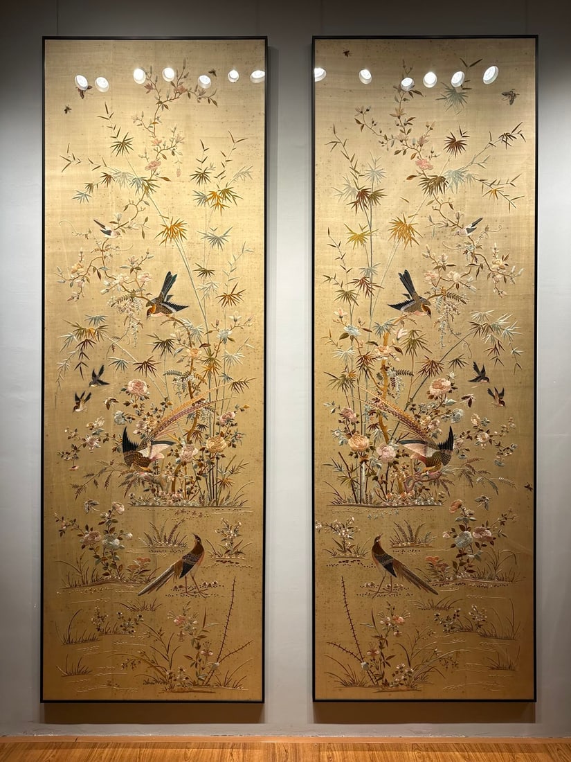 A Pair of Guangdong Embroidery Delights of the Bamboo Grove , Late Qing to Republican Period: Late Qing to Republic Era Cantonese Embroidery "Bamboo Grove Delight" Pair, Length: 273cm, Width: 93cm