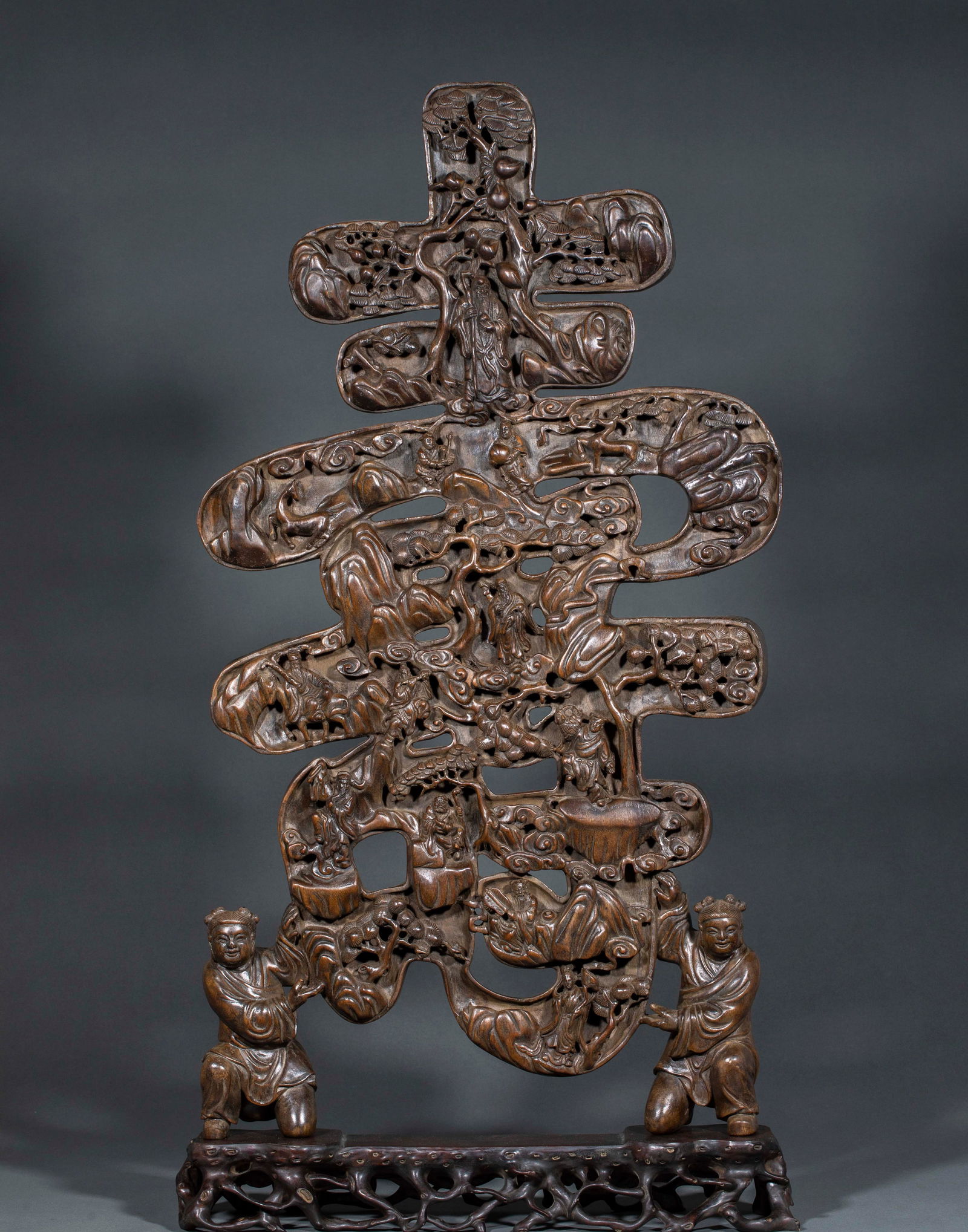 Eaglewood Ornament with the Motif of Boundless Longevity (1 of 20)