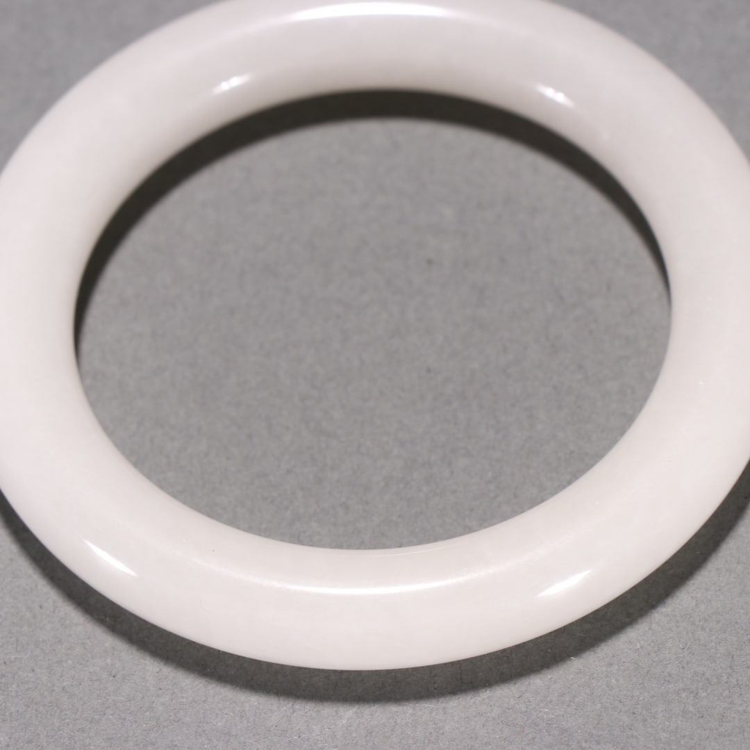 Hotan White Jade Round Bangle - 3