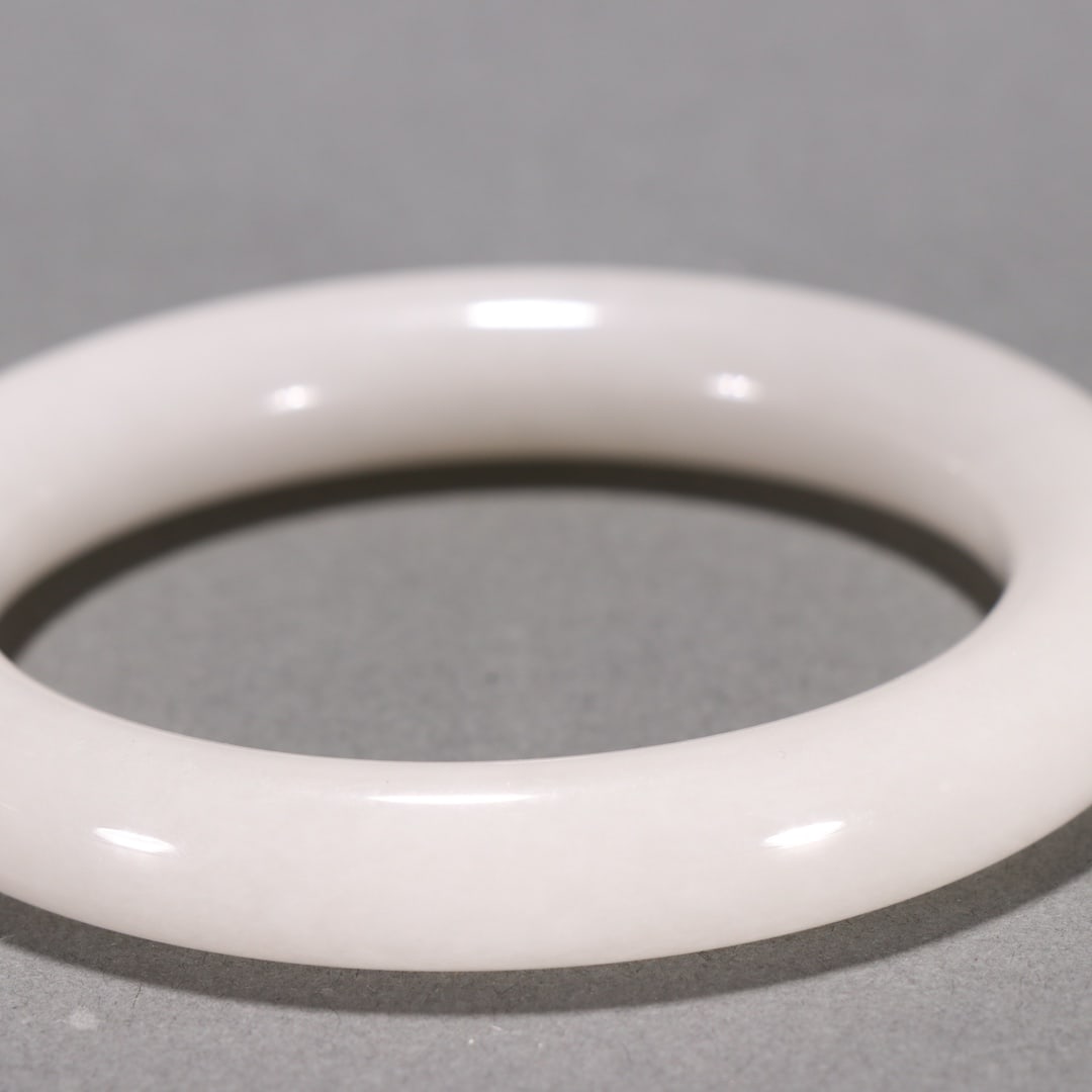 Hotan White Jade Round Bangle - 7