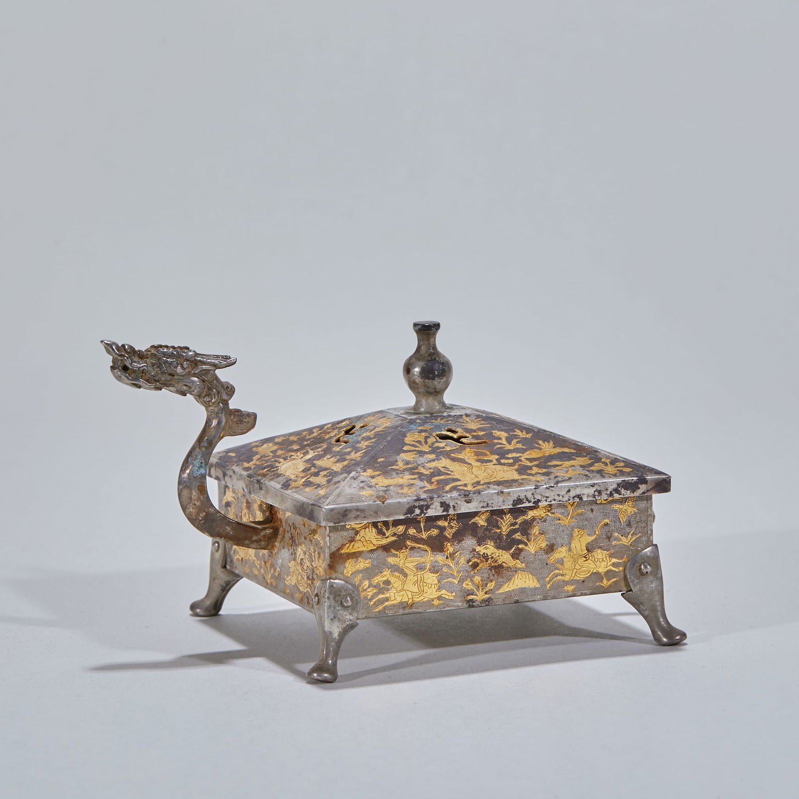 Pure Silver Gilt Turtle Incense Burner: Silver Gilt Xuanwu Incense Burner. Height 7cm, length 13cm, width 8.3cm, weight 194g. Tang (or Sui-Tang) noble incense vessel for incense or display, influenced by Western culture. Pure silver fully