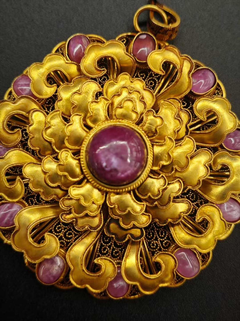 Filigree multi-layered ruby pendant - 2