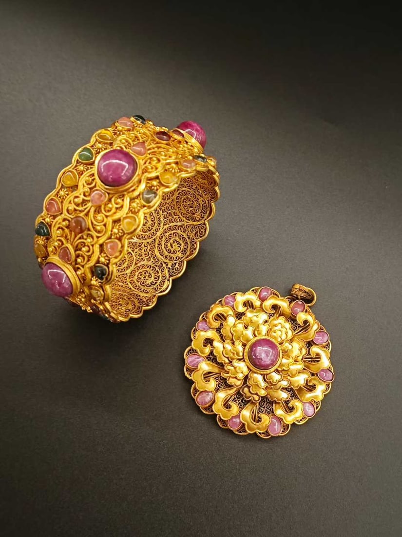 Filigree multi-layered ruby pendant - 8