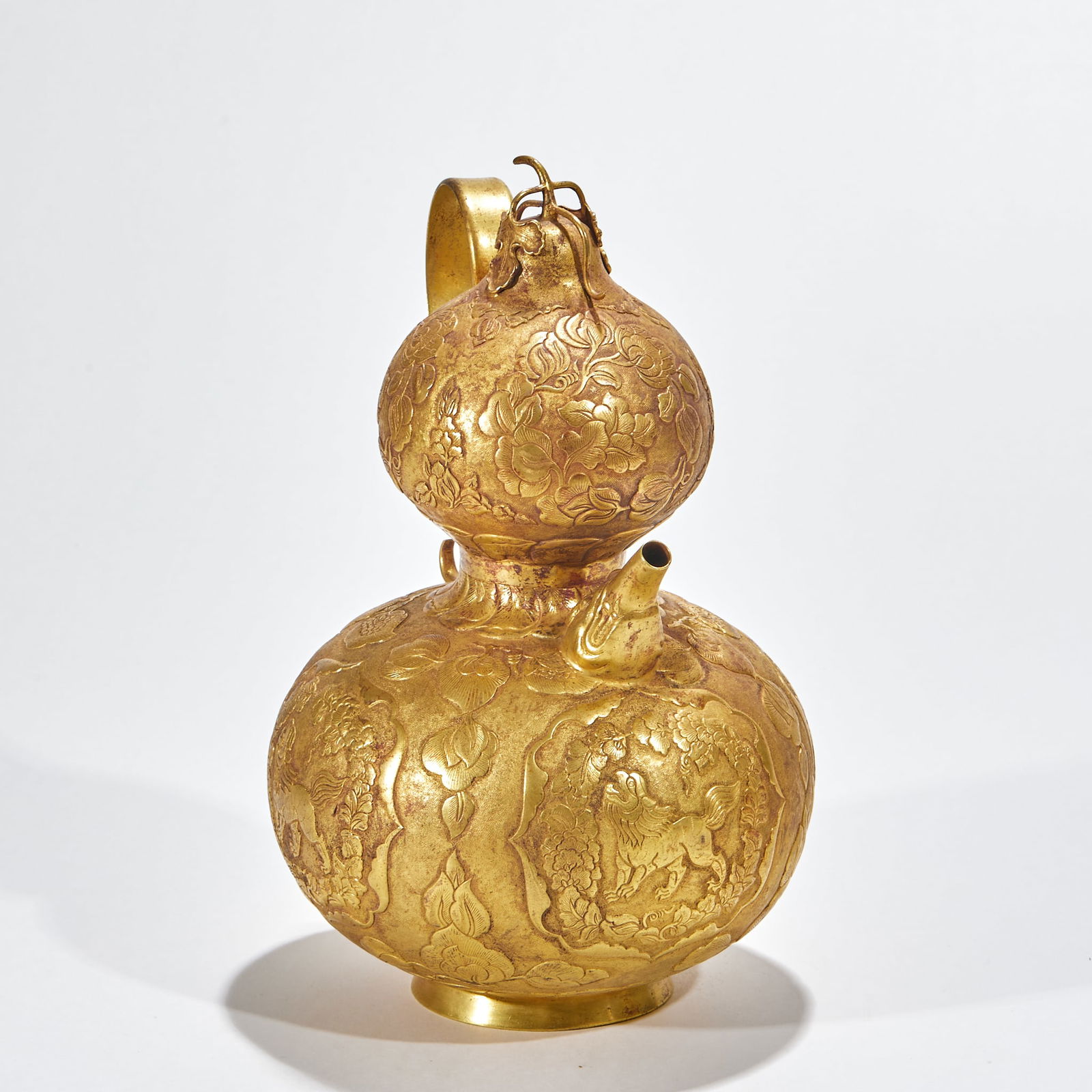 Gold Gourd-shaped Backflow Pot with Floral Pattern - 10