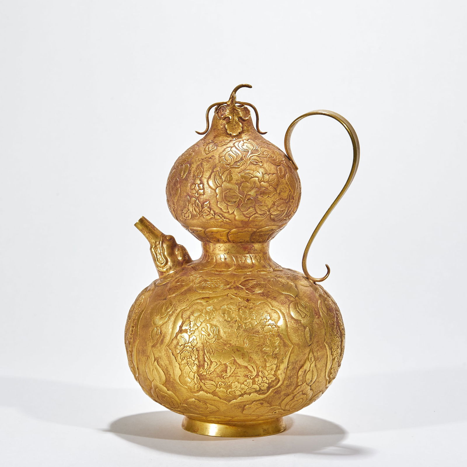 Gold Gourd-shaped Backflow Pot with Floral Pattern (1 of 10)