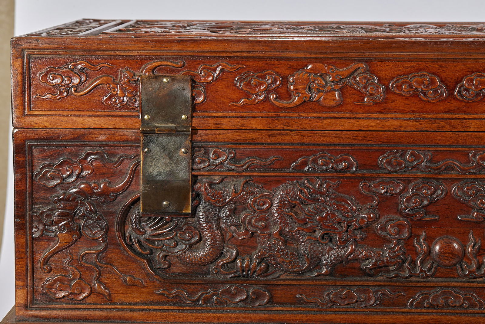 Huanghuali Box with Dragon Pattern - 3