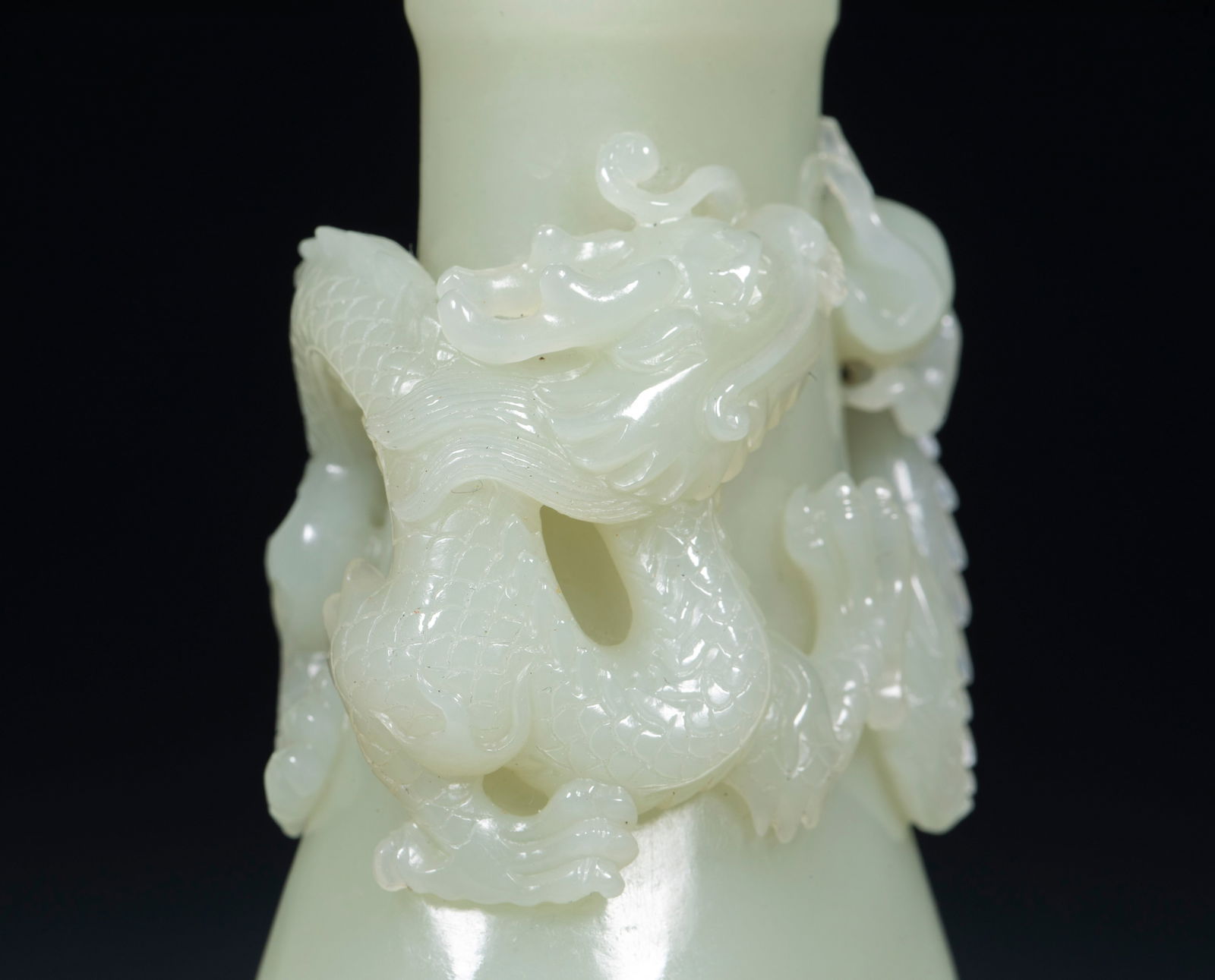 Hotan Jade Dragon Vase - 10
