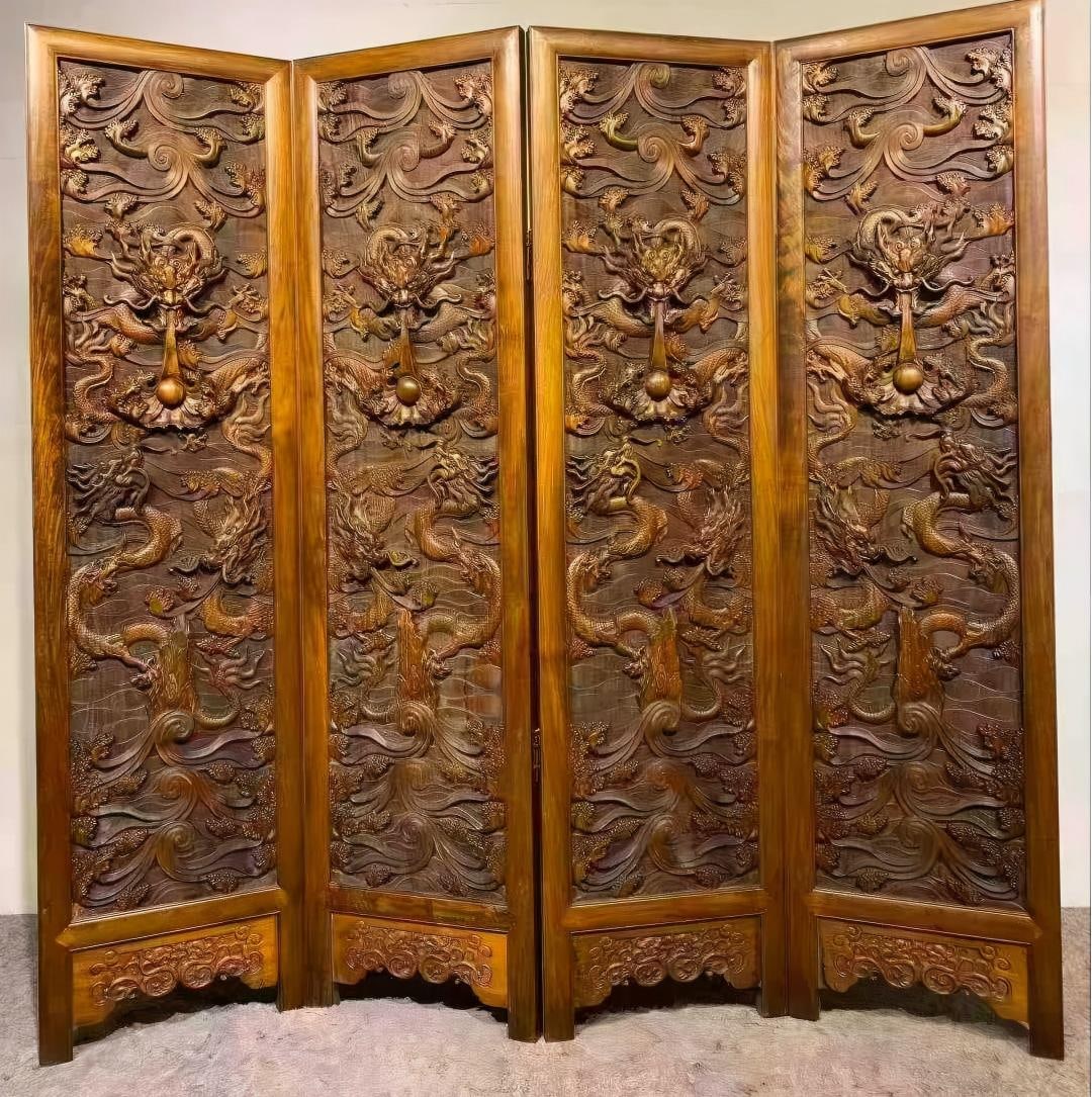 Huanghuali Screen with Water Dragon Pattern: Huangli Wood Water Dragon Screen, height 188cm, length 200cm. A hall ornament of the Qing Dynasty or modern period, themed with "water dragon chasing a pearl" for auspiciousness. Made of huangli wood