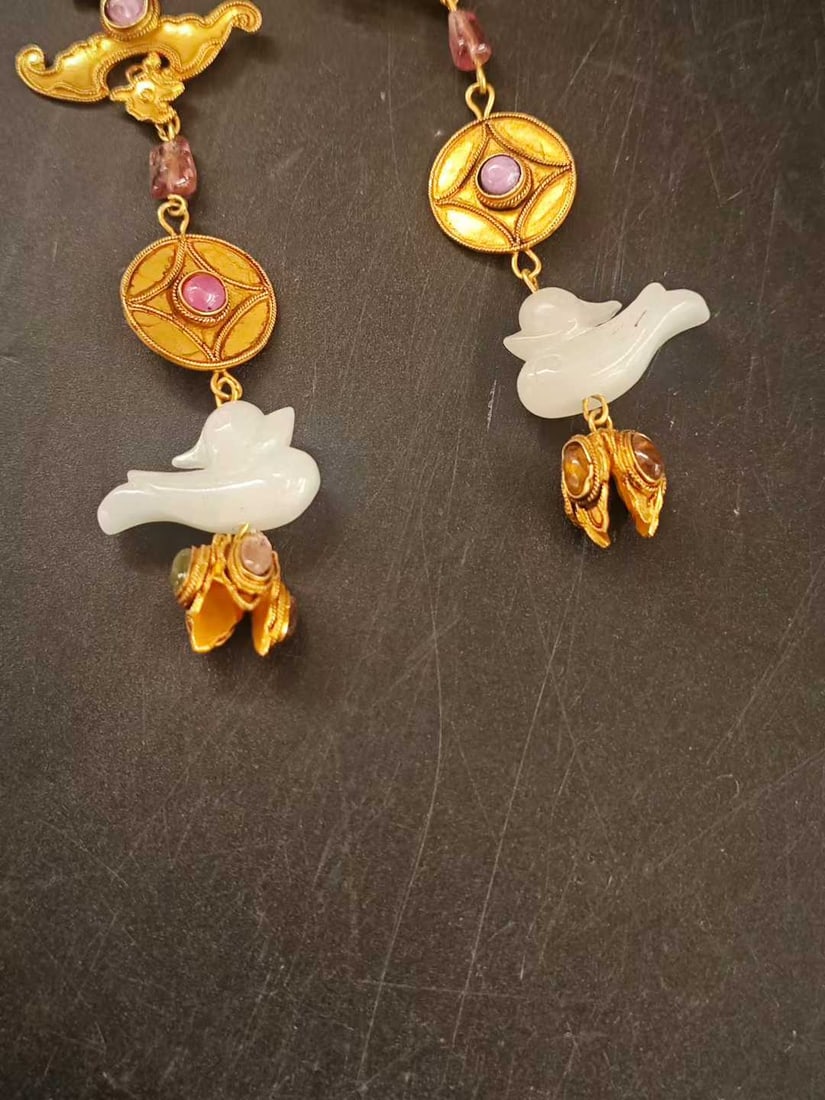 Hotan Jade Earrings with Two Sparrows - 2