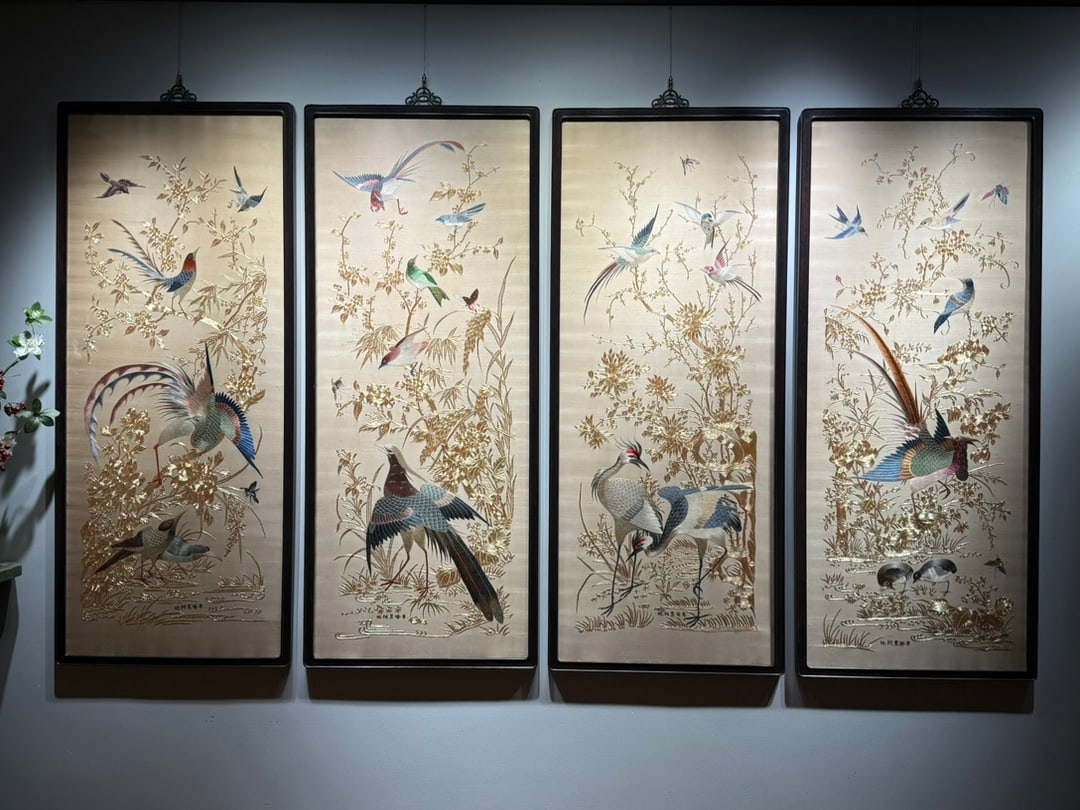 A Set of Top-Grade Gold-Embroidered Flowers and Birds: Top-Grade Gold-Wrapped Embroidery Flowers and Birds Set, single 143cm × 60cm