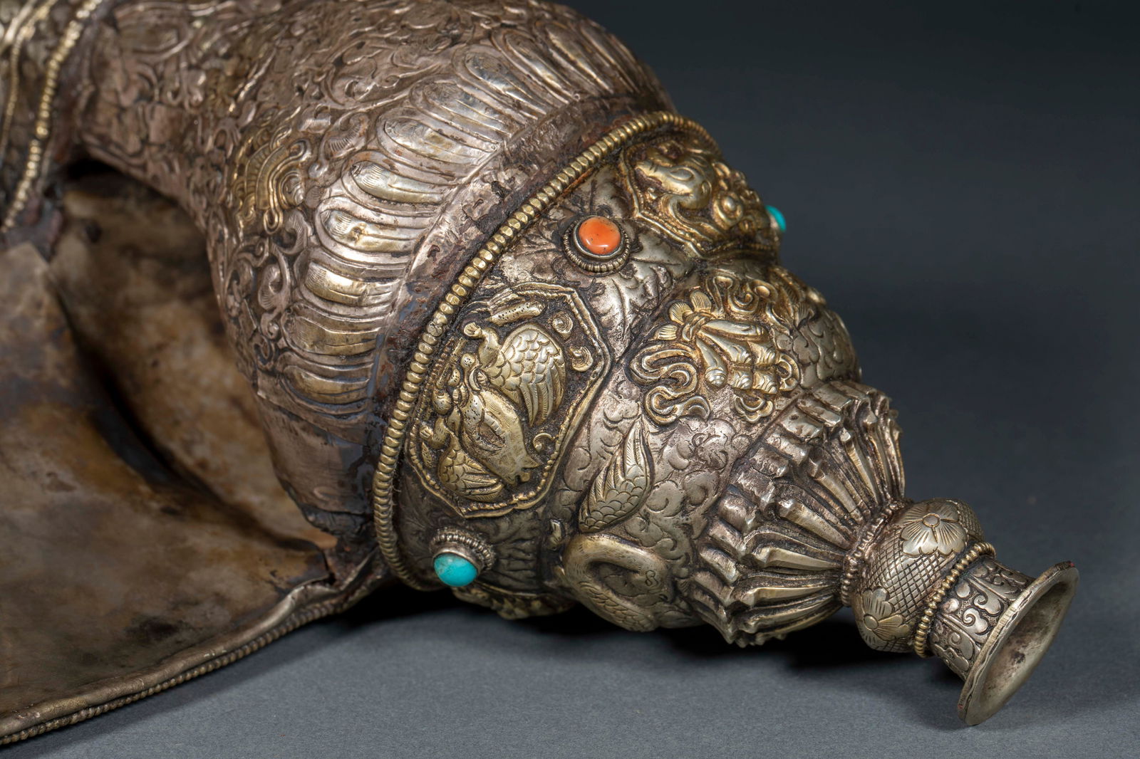 Tibetan Silver Conch Shell - 4