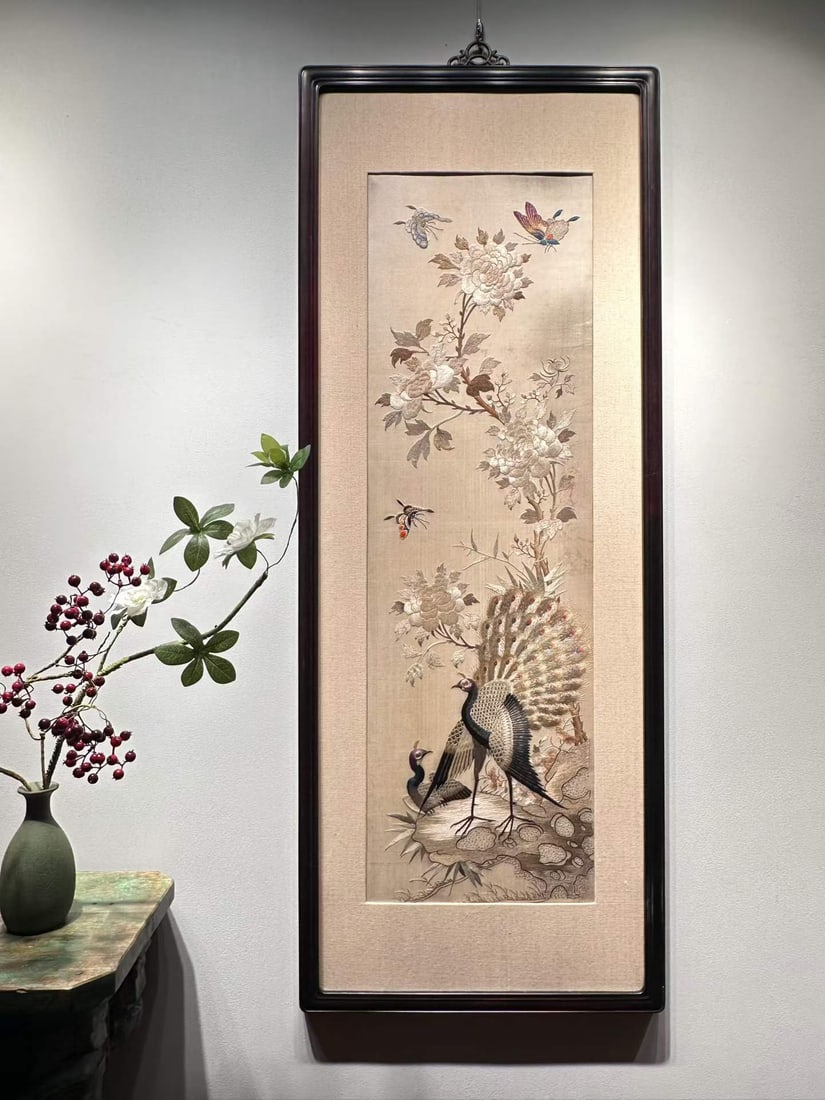 Late Qing Dynasty Cantonese Embroidery "Peacock Spreading Tail Brings Prosperity": Late Qing Yue Embroidery "Peacock Spreading Tail for Prosperity", Length 140cm, Width 54cm. A fine late Qing Yue embroidery (Guang embroidery) work themed on peacock spreading tail and peony, meaning