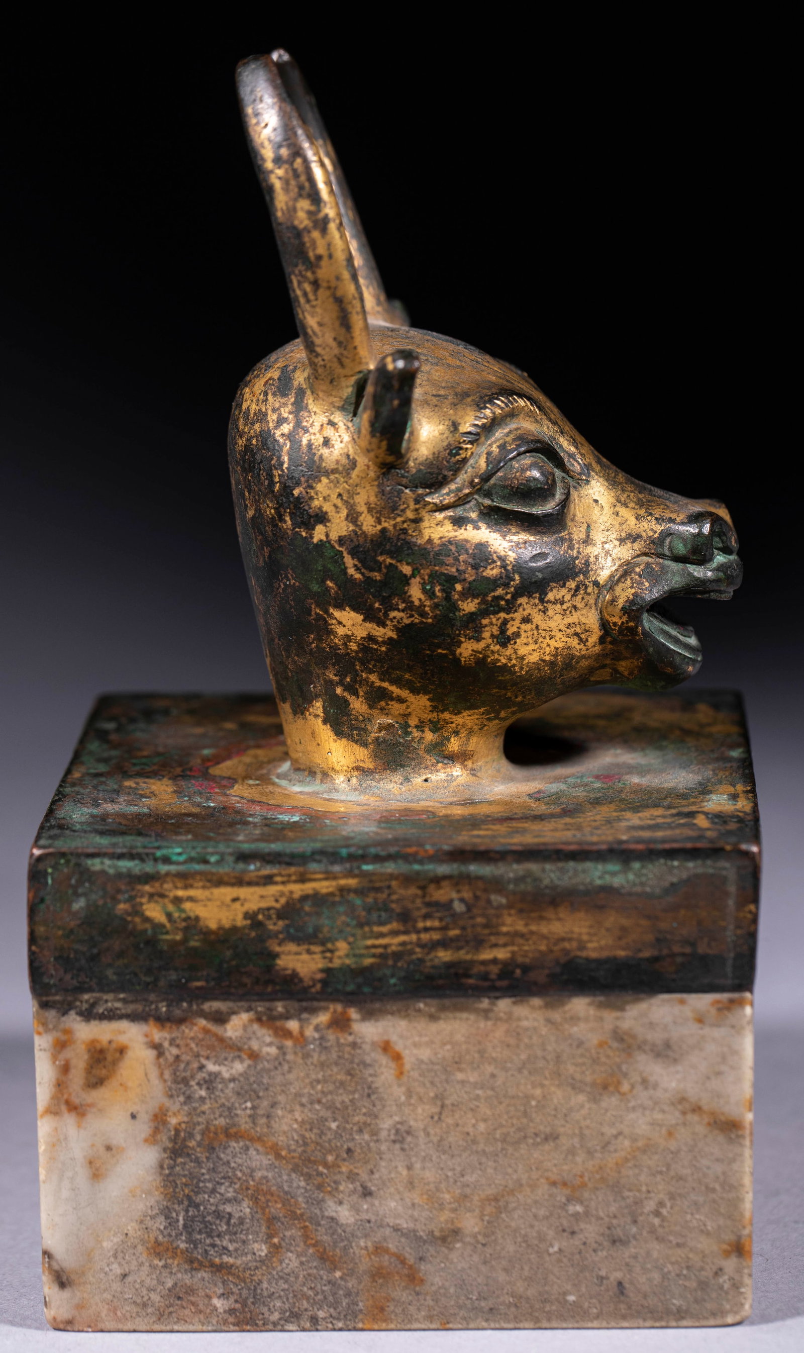 Large Seal with Ox Head - 2