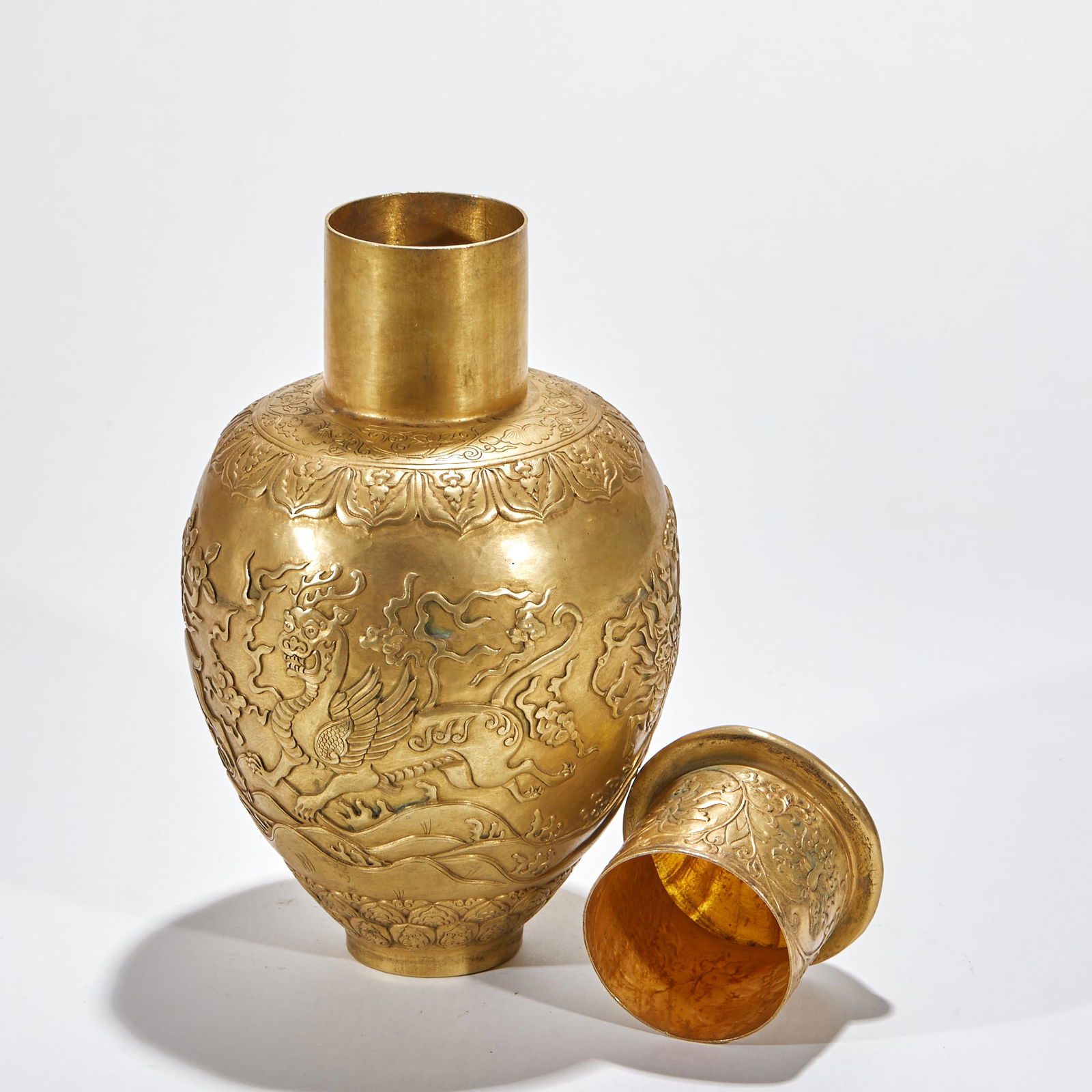 Copper Gilded Lidded Vase with Auspicious Beast Patterns - 7