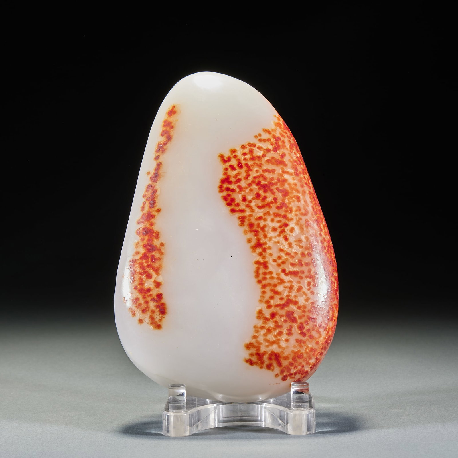 Hetian Jade Rough Stone 05: Hotan Jade Rough Stone 05, thickness 5cm, length 20.5cm, width 12.5cm, weight 2864g.