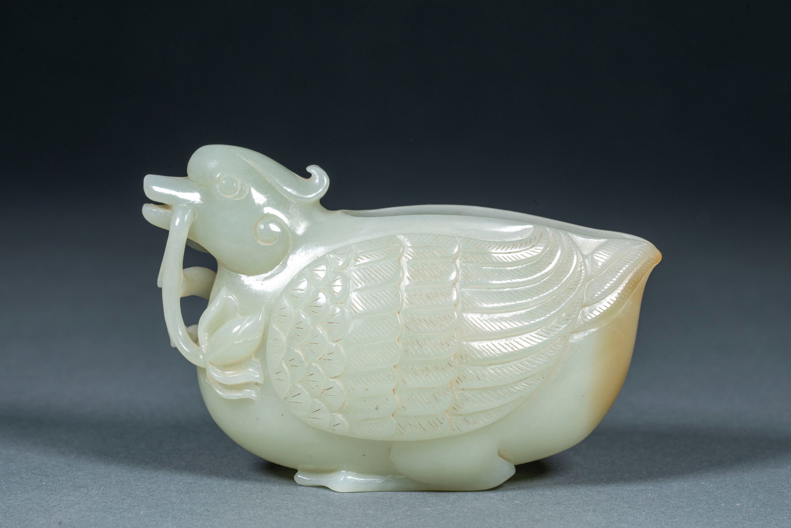 Hetian Jade Goose Ruyi Brush Washer: Hotan Jade Goose and Ruyi Brush Washer, height 8.5cm, length 12.5cm, width 5.3cm, weight 206g.
