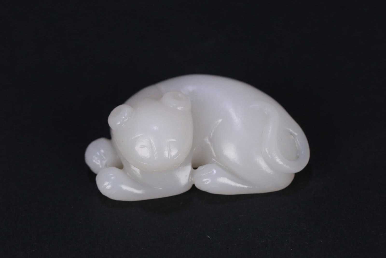 Qing Dynasty • Hetian Jade Yuhuan (Badger) Carving (1 of 9)