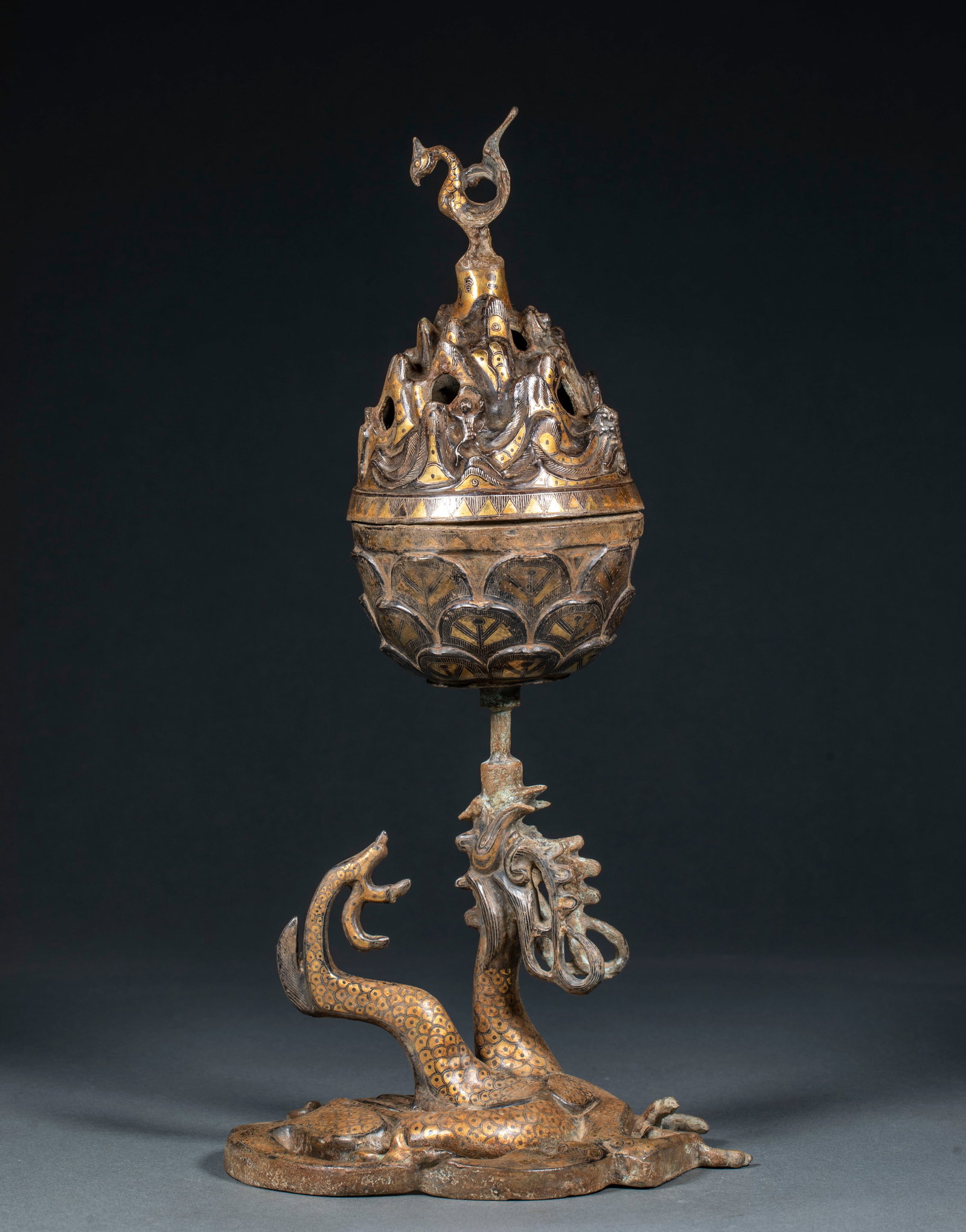 Pre-Ming Dynasty • Gold & Silver Inlaid Boshan Censer with Coiling Dragon: Pre-Ming Gold and Silver Inlaid Coiled Dragon Boshan Censer, Height 39cm, Length 19.5cm, Width 14cm, Weight 2953g, Han–Jin Periods (Ancient Incense Vessel, Excavated / Handed Down); bronze body inla