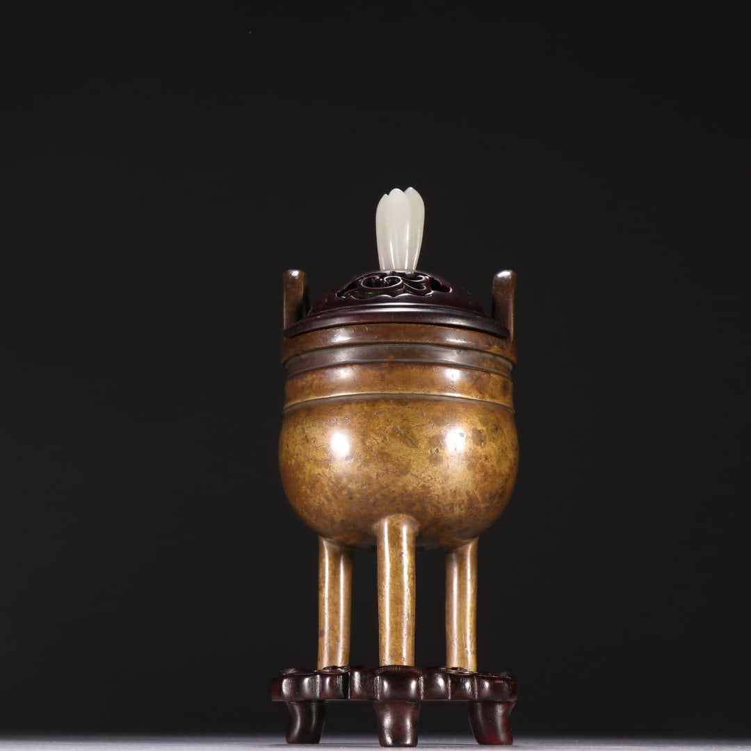 Ming Dynasty • Bronze Tripod Censer, Xuande Mark: Ming Dynasty Xuande Mark Bronze Tripod Censer. Height 17.4cm, Width 7.5cm, 609.9g. Xuande Period, Ming Dynasty (Imperial Incense Tool, Heritage Piece, with Rosewood Cover, Base and White Jade Knop).