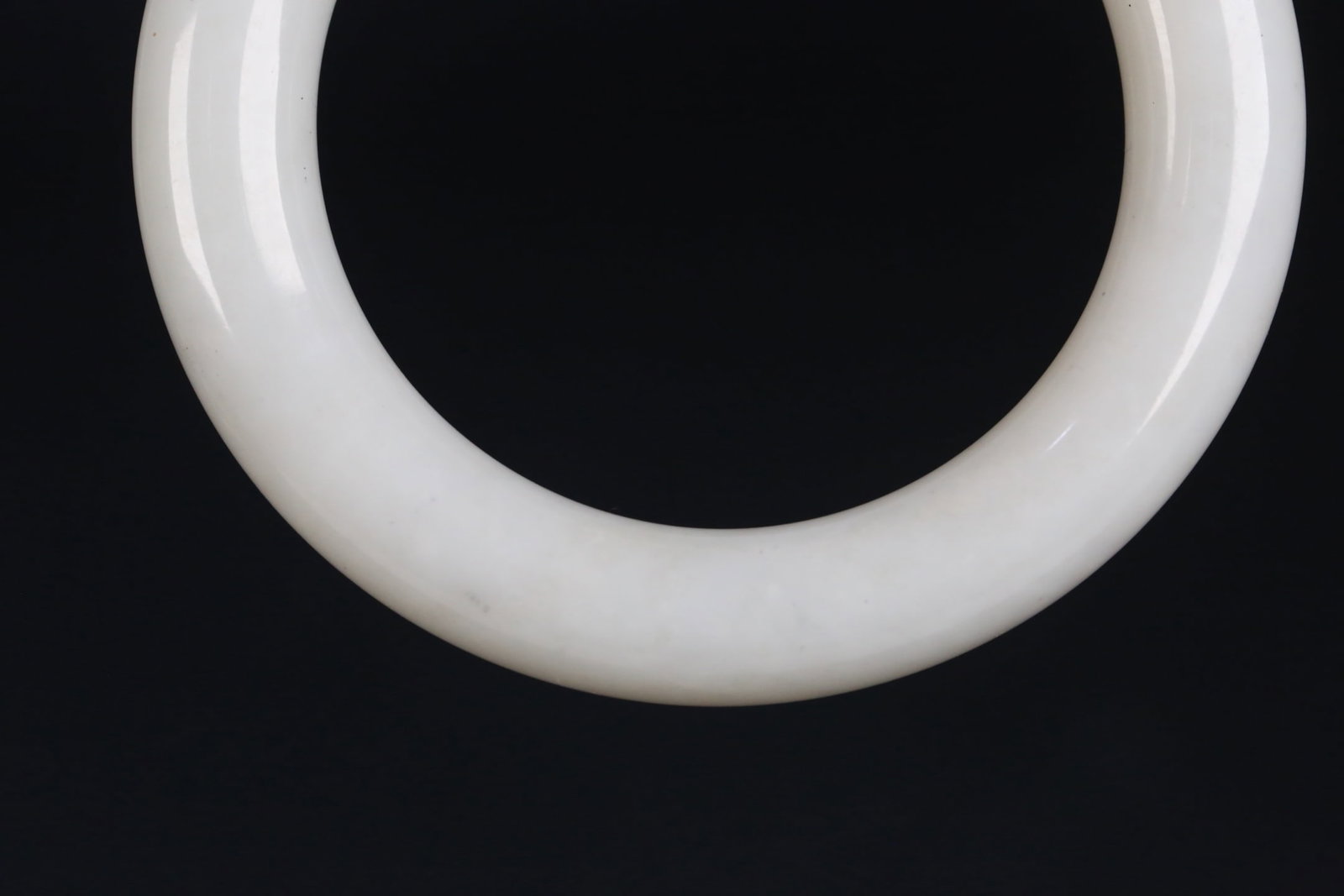 Hetian Jade Thick Round Bangle - 8