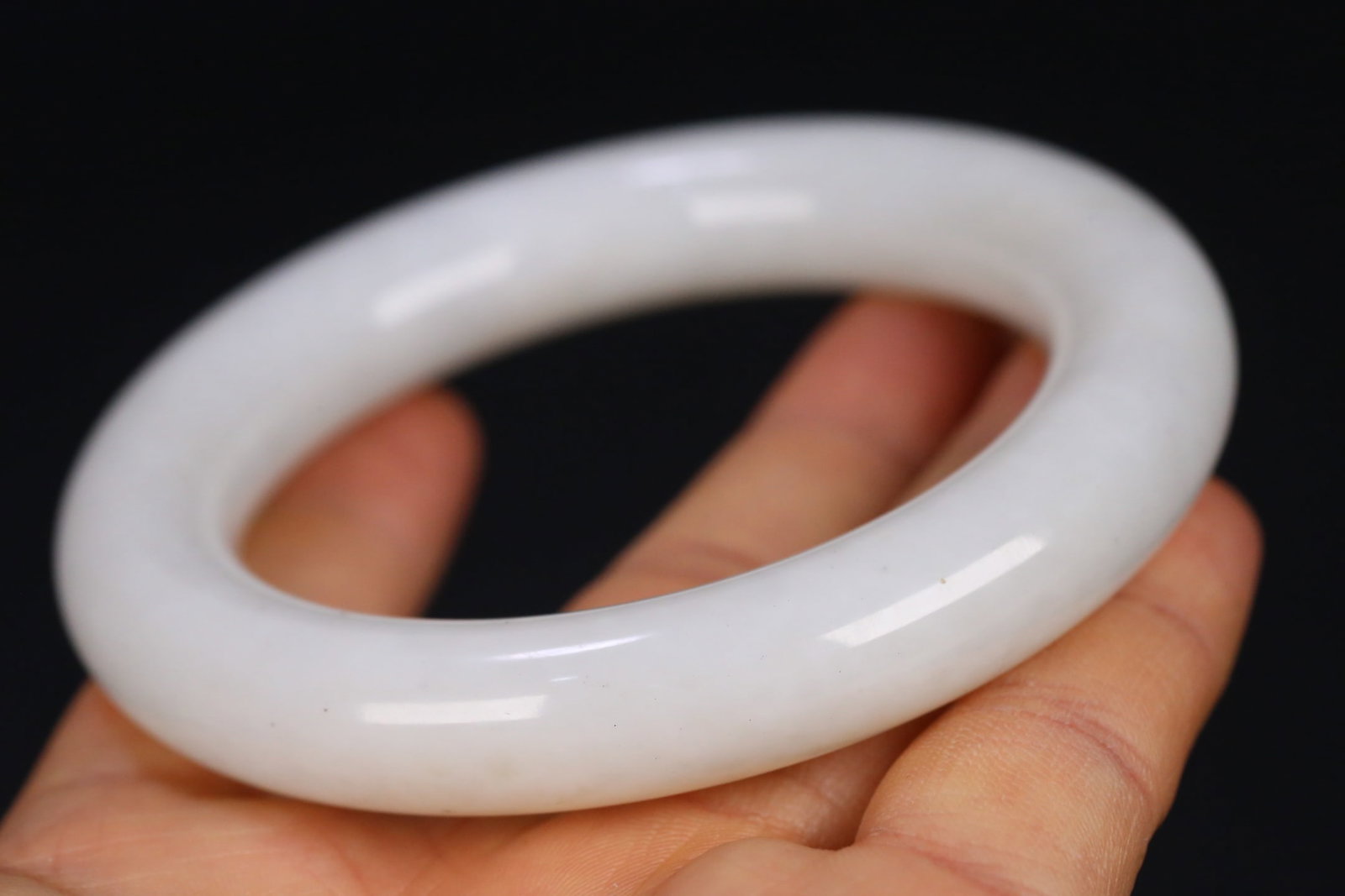 Hetian Jade Thick Round Bangle - 9