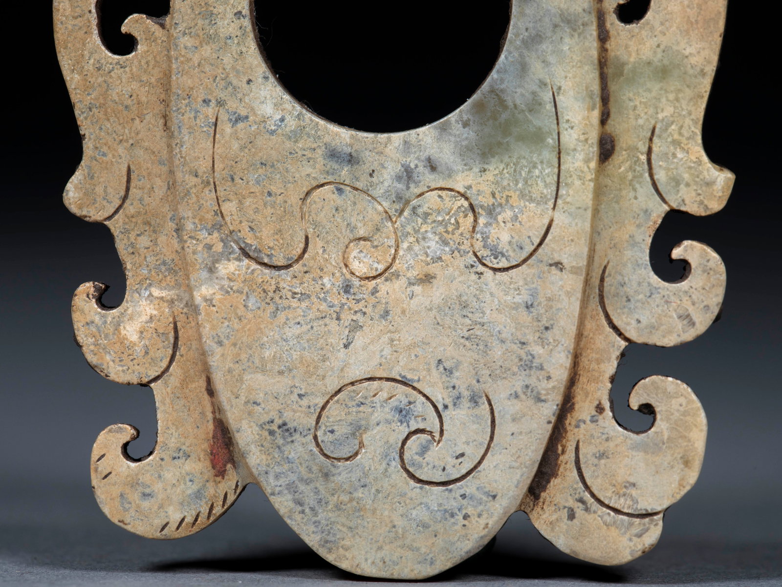 Disc-Shaped Pendant - 10