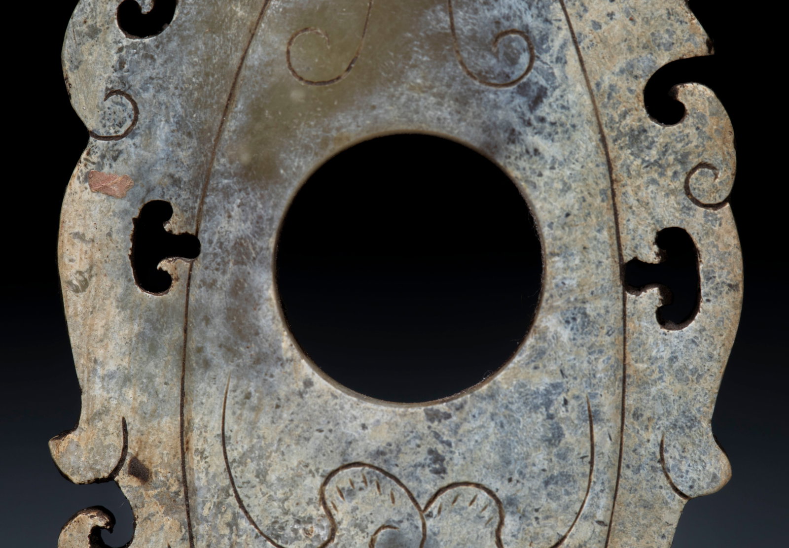 Disc-Shaped Pendant - 4