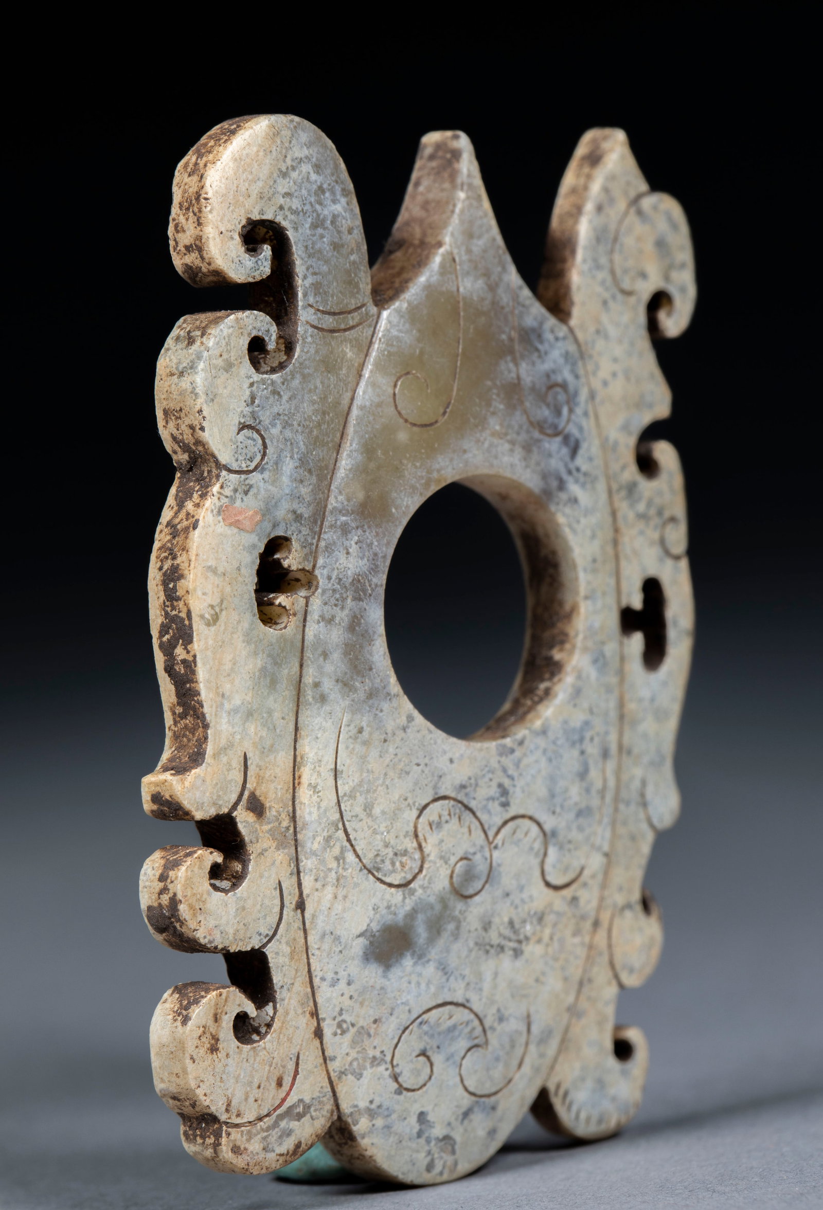 Disc-Shaped Pendant - 7