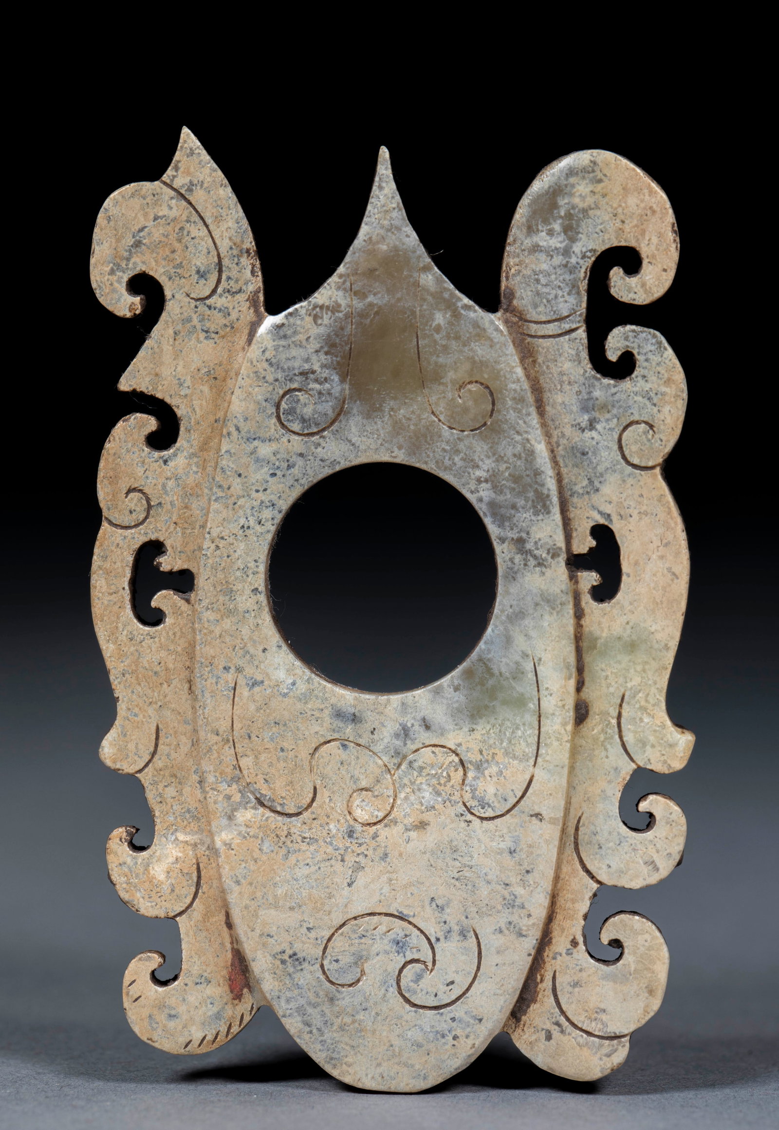 Disc-Shaped Pendant - 8