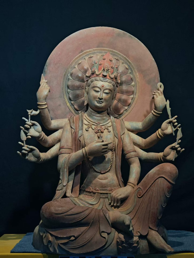 Eight-Armed Bodhisattva Statue: Eight-armed Bodhisattva Statue, H106cm