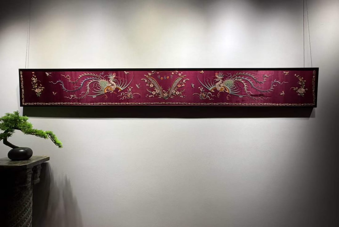 Qing Dynasty Embroidery: Phoenix Carrying Books: Qing Embroidery Phoenix Holding Scripture, L224cm W29cm