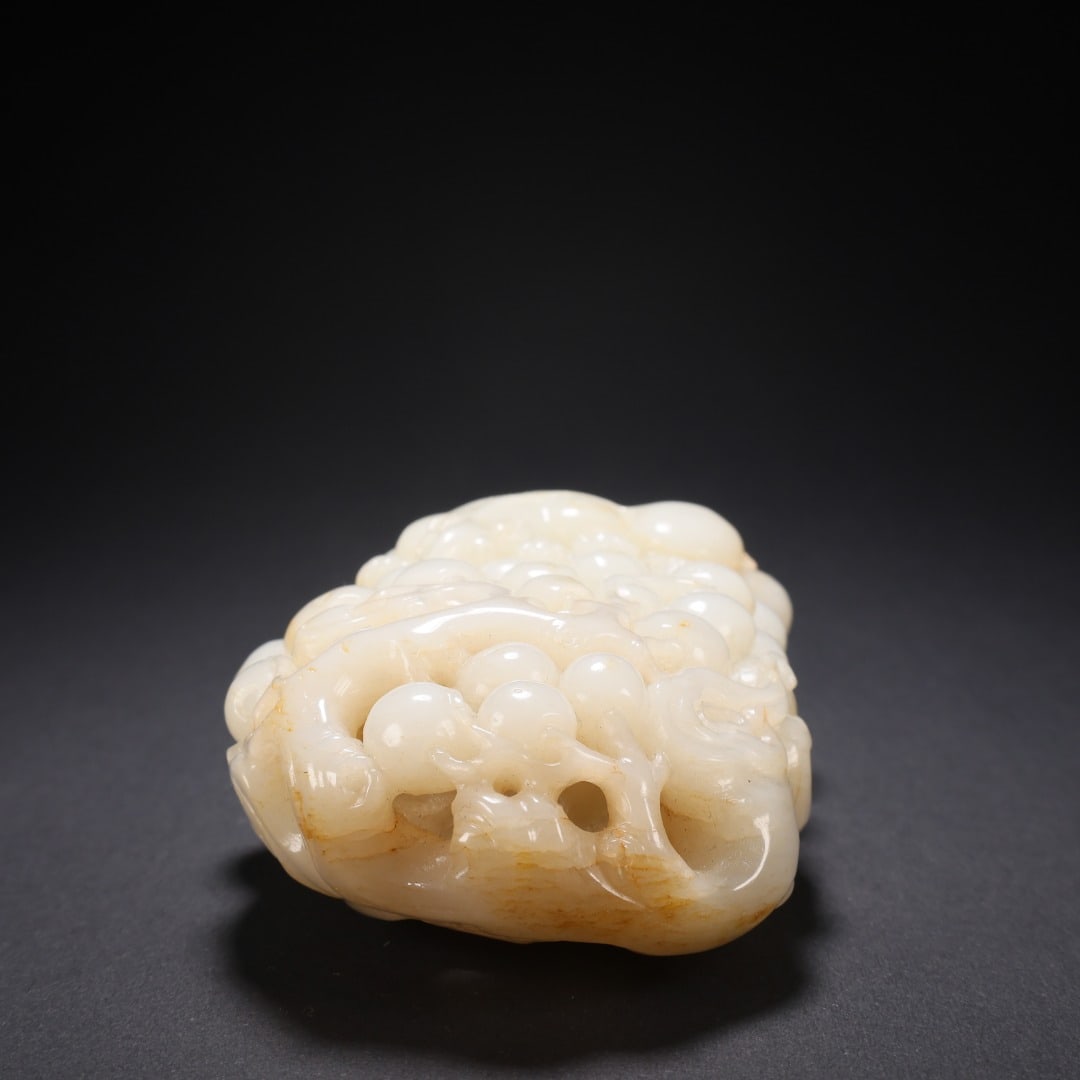 Hetian Jade Grape Hand Ornament - 5