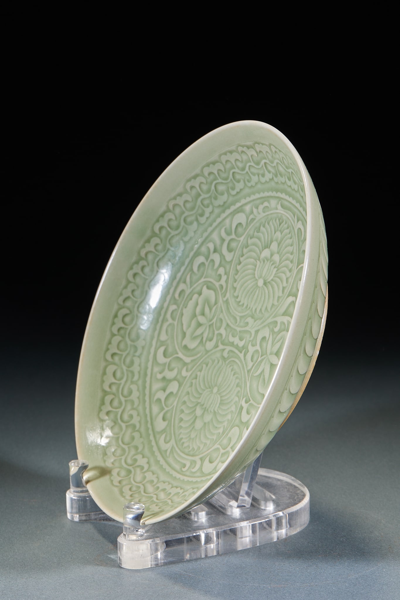 Yue Ware Interlocking Floral Plate - 4